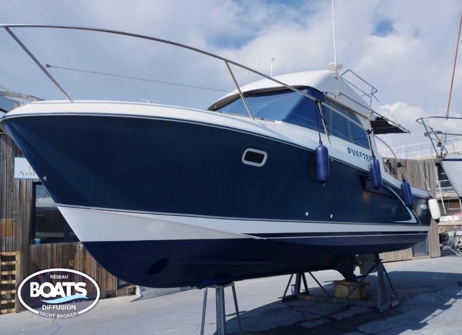BENETEAU ANTARES SERIE 9