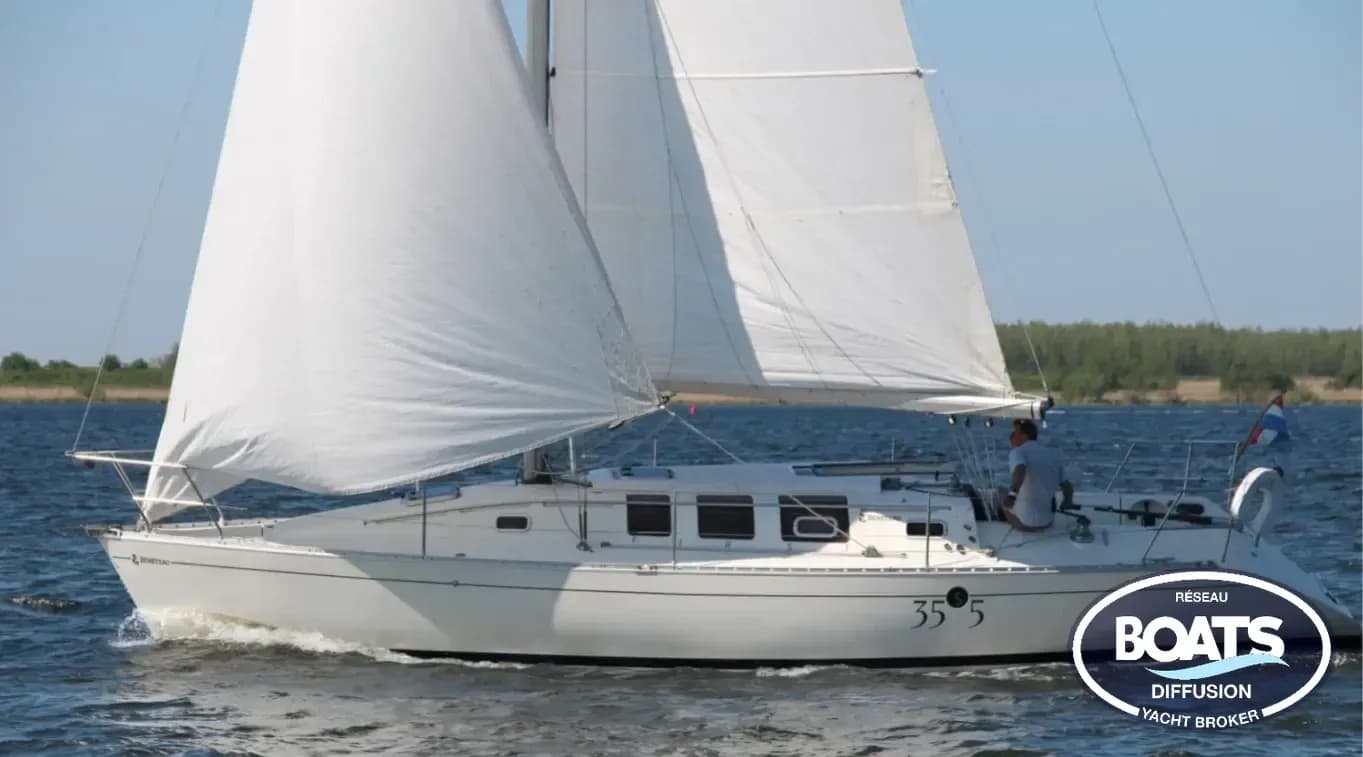 BENETEAU FIRST 35S5