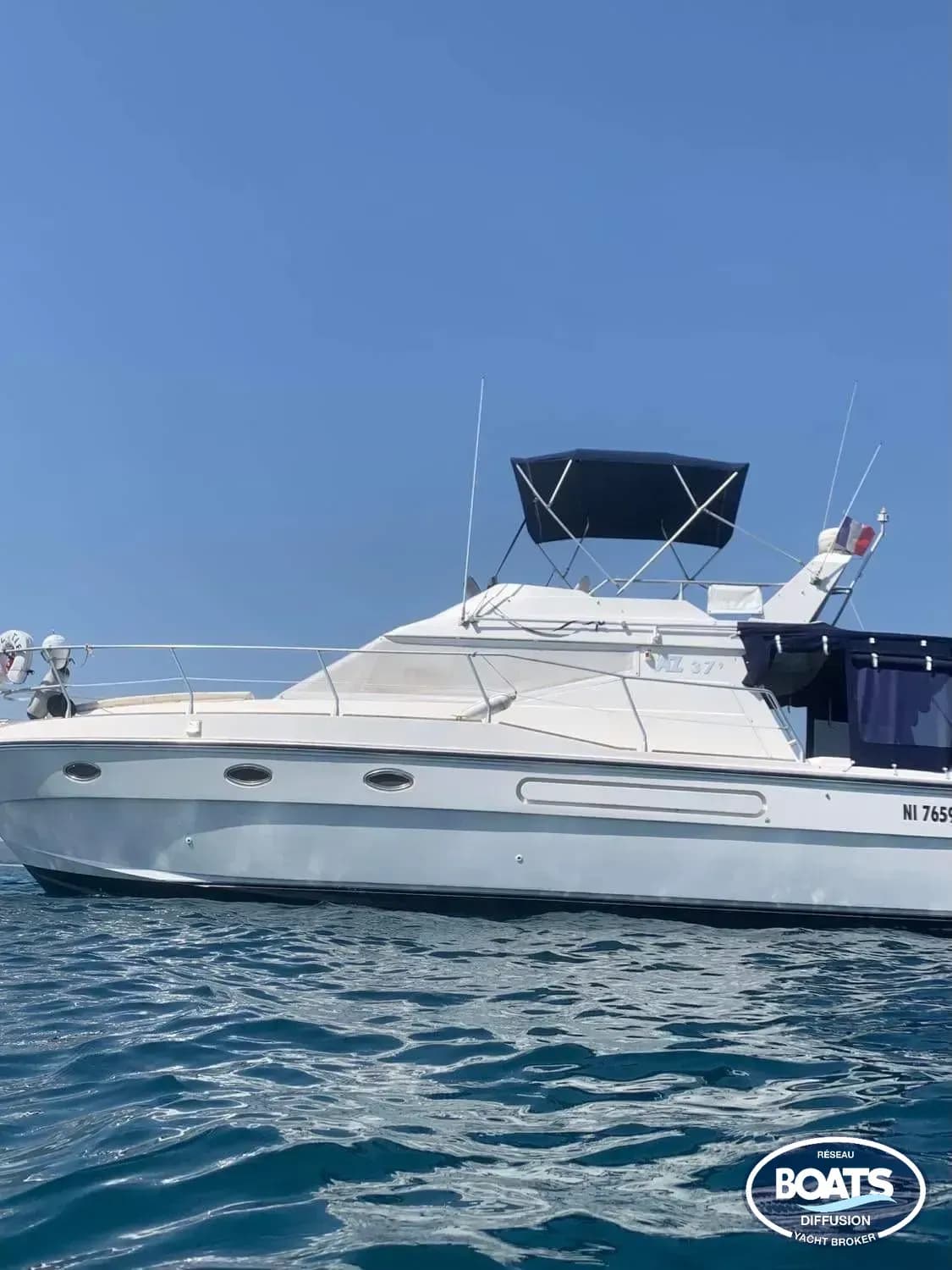 AZIMUT 37 FLY