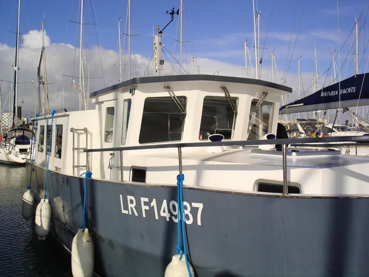 Construction Amateur TRAWLER COASTER 32