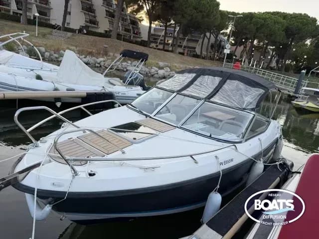 QUICKSILVER 645 ACTIV CABIN